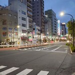 一〇そば - うっすら地面が濡れてました