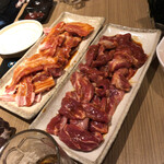 ホルモン焼まる屋 - 多分バラとハラミ