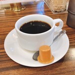 リヨン - ホットコーヒー 430円