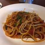 Bel Paese  - アンチョビとオリーブのトマトソース