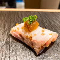 難波 鮨 よこ田 - 北海道の鰤