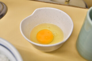 Gyuudonsemmonsambo - 【お皿(卵付き)@税込610円】生卵