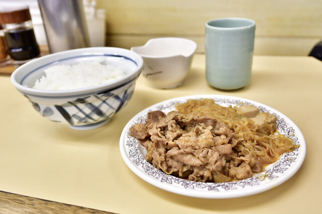 Gyu-don Senmon Sanbo