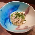 セルサルサーレ - 秋刀魚のパスタ ローストした松茸をのせて