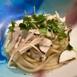 セルサルサーレ - 秋刀魚のパスタ ローストした松茸をのせて