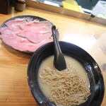 道玄 - チャーギュウ麺Special（白醤油）