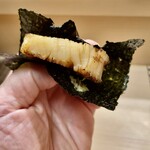 日本橋蛎殻町 すぎた - 焼き帆立の海苔巻き