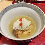 銀座 しのはら - 鱧と松茸の小鍋 新銀杏のすり流し