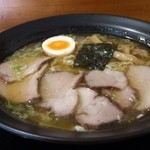 中華そば　柳 - 醤油ラーメン、チャーシュートッピング