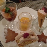 ロビーラウンジ 「マーブルラウンジ」 ヒルトン東京 - ジンジャービスケットも美味しかったです！