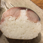 いづ重 - 鯖寿司