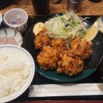 とり家ゑび寿 - 特盛り唐揚げ定食¥700-