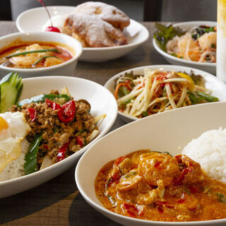 Convenient sets and set menu lunches of famous dishes to suit any occasion