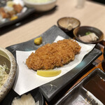 Kurokatsu Tei - 黒豚ロースカツ定食　180g 1.590円