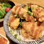 やきとり家 すみれ - 鶏天丼　850円