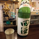 金町製麺 - 日本酒「田酒純米大吟醸四割五分」