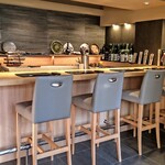 良理 - 店内 カウンター席