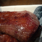 新料理 都留野 - たん焼（追加）ズームアップ