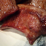 新料理 都留野 - たん焼　ズームアップ