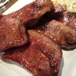 新料理 都留野 - たん焼　ズームアップ