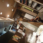 新料理 都留野 - ラストの店内