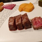 Teppanyaki Ruri - お肉は、まず半分。食べ進んでから、後半が出されます。