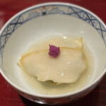 銀座 しのはら - 鮑の蒸し寿司