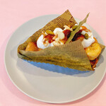 岡田屋 - キャラメルバナナタルト500円お腹いっぱいになる