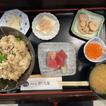 Hokkatsu Maguroya - 賄い定食と、追いイクラです