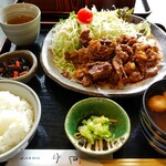 レストラン 牛石 - 焼肉定食
      