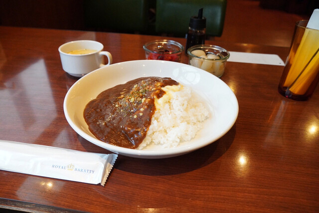 カレーとハヤシ 両方混ぜると By 放浪犬ポテ ピーコック 服部天神 喫茶店 食べログ