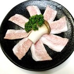 ユッケ 焼肉 生サムギョプサル 手打ち冷麺 ハヌリ - 