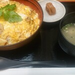 鶏三和 - 親子丼のセット