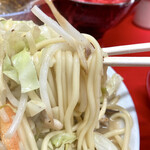 大ちゃんラーメン - 蒸し麺で長崎とは違うけどむっちり食べ応えあり。