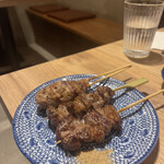 ラムの串焼き ひつじの一休 - お昼のお得なラム串　594円