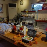 町村農場 ミルクガーデン - 店内