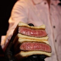 牛印名物 シャトーブリアンステーキサンド