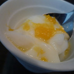 聖兆 - 杏仁豆腐喰らう