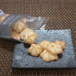 Pathisuri teru - ミルククッキー
