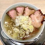 まるえ中華そば - 手打ち麺チャーシューメン（1,300円）