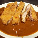 肉山食堂 - 肉山カツカレー（アップ）