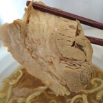 魔人豚 - 麺と交互に頂きます