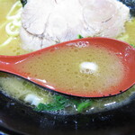 麺家 黒 - スープ