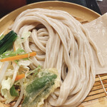 村山 満月うどん - 太いうどんが出てきた