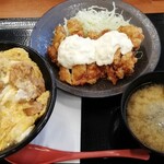 からやま  - チキン南蛮定食 ＋250円で 親子丼へ変更