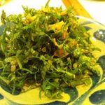 沖縄食彩 あじまあ - ニガナとツナの和え物400円