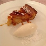 セヴレ39 - 甘いものはあんま食べないけど、りんごのタルトは別腹。