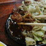 鉄板焼肉 大当り - 辛味噌を溶かして〜