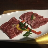 黒毛和牛焼肉 虎斑 北新地店 - ウチヒラ、特選ハラミ