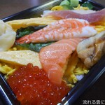 銀のさら - 料理写真:ランチ上ちらし